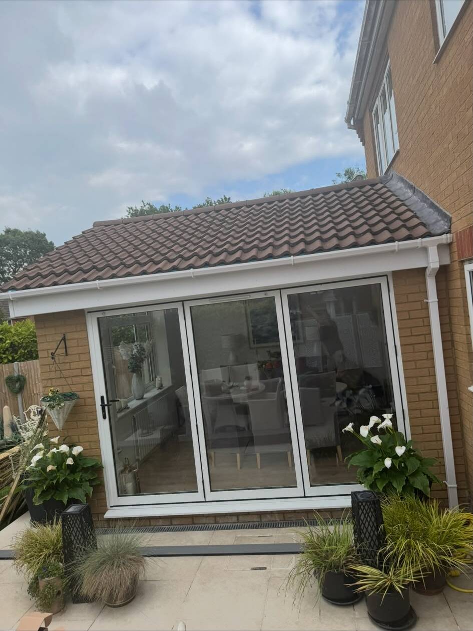 Completed rear extension in Hertfordshire by Barnett's Bespoke